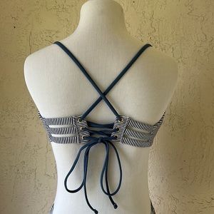 BLUE STRIPED BIKINI.